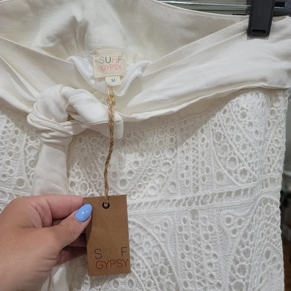 White Shorts Size M Crochet - Picture 4 of 6